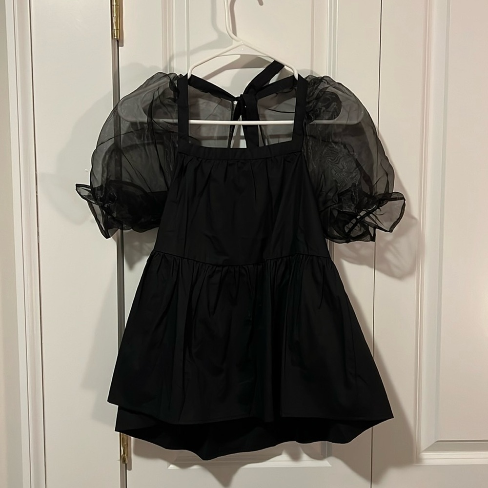Pomander Place blouse